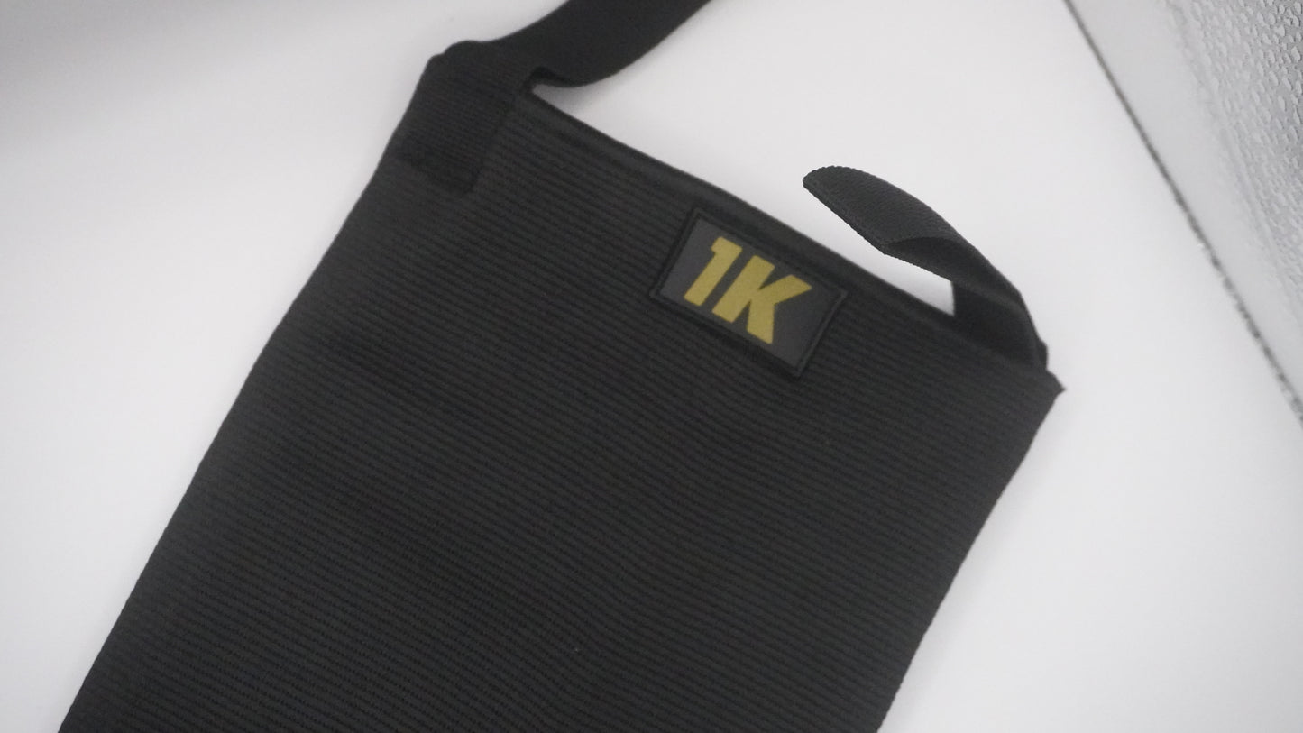 "Go For the Gold" 2 Ply 1Kilo Sleeves (Gold on Black)-LIMITED EDITION